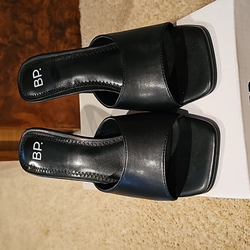 BP sandals - Picture 3 of 10